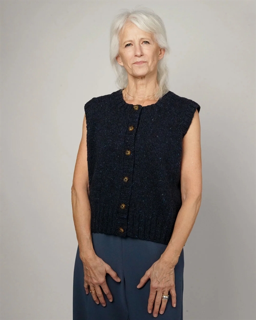 LANGØ VEST fra Kit Couture